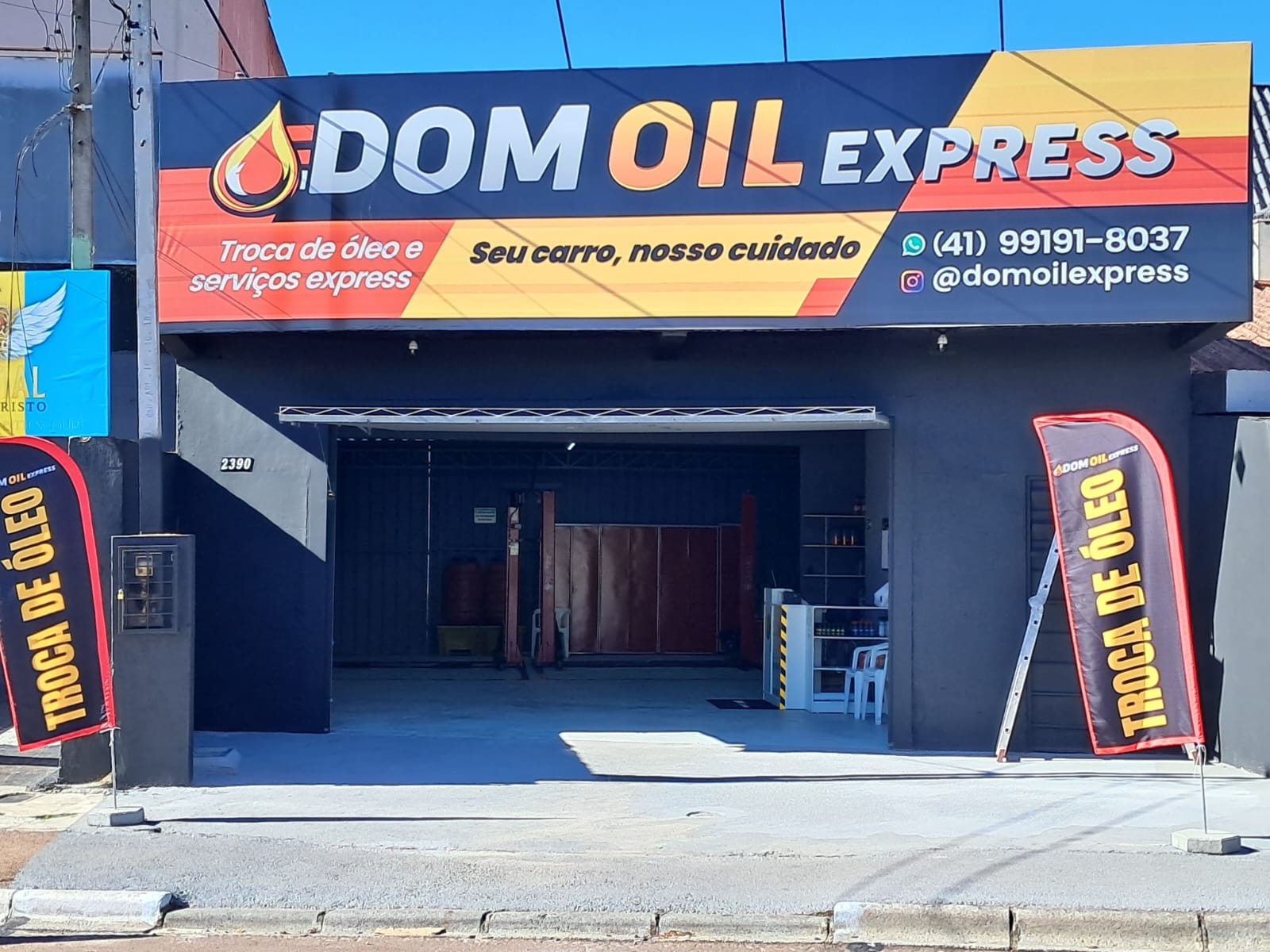 Fachada da loja Dom Oil Express